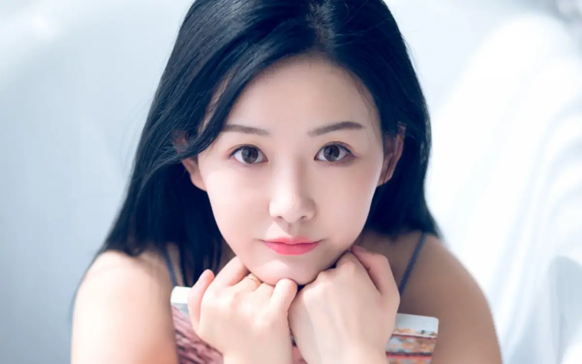 宣威哈尔滨私人伴游燕子