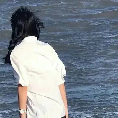 宣威伴游女生武映颖的资料