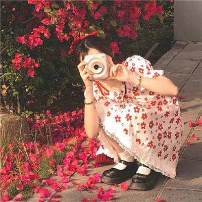 宣威伴游女生飞傲松的资料