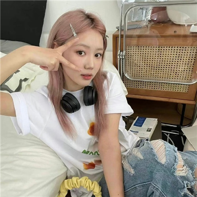 宣威伴游女生左惜筠的资料